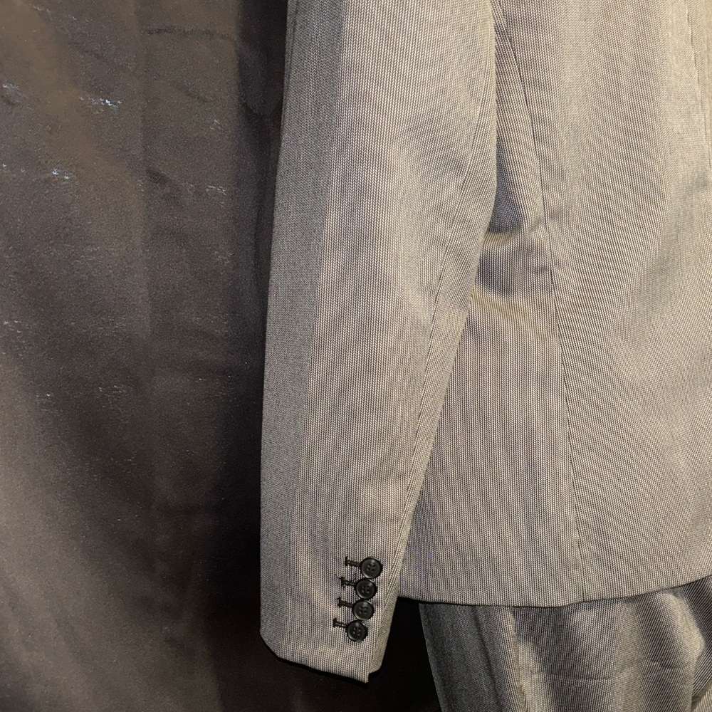Women’s Worthington Grey and Black Blazer - Picture 6 of 8